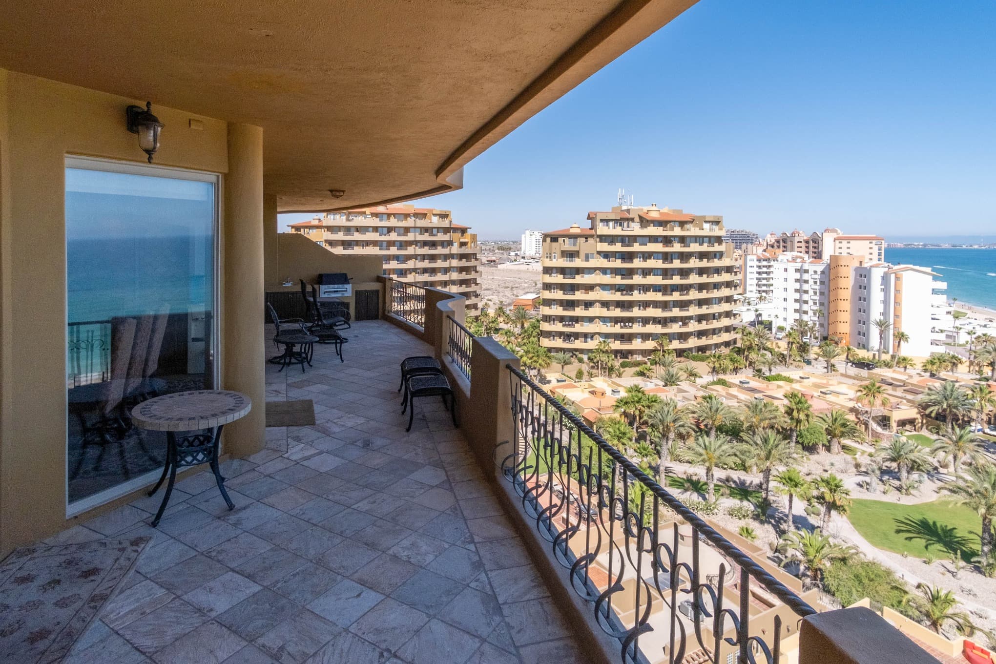 Downstairs Patio with Grill