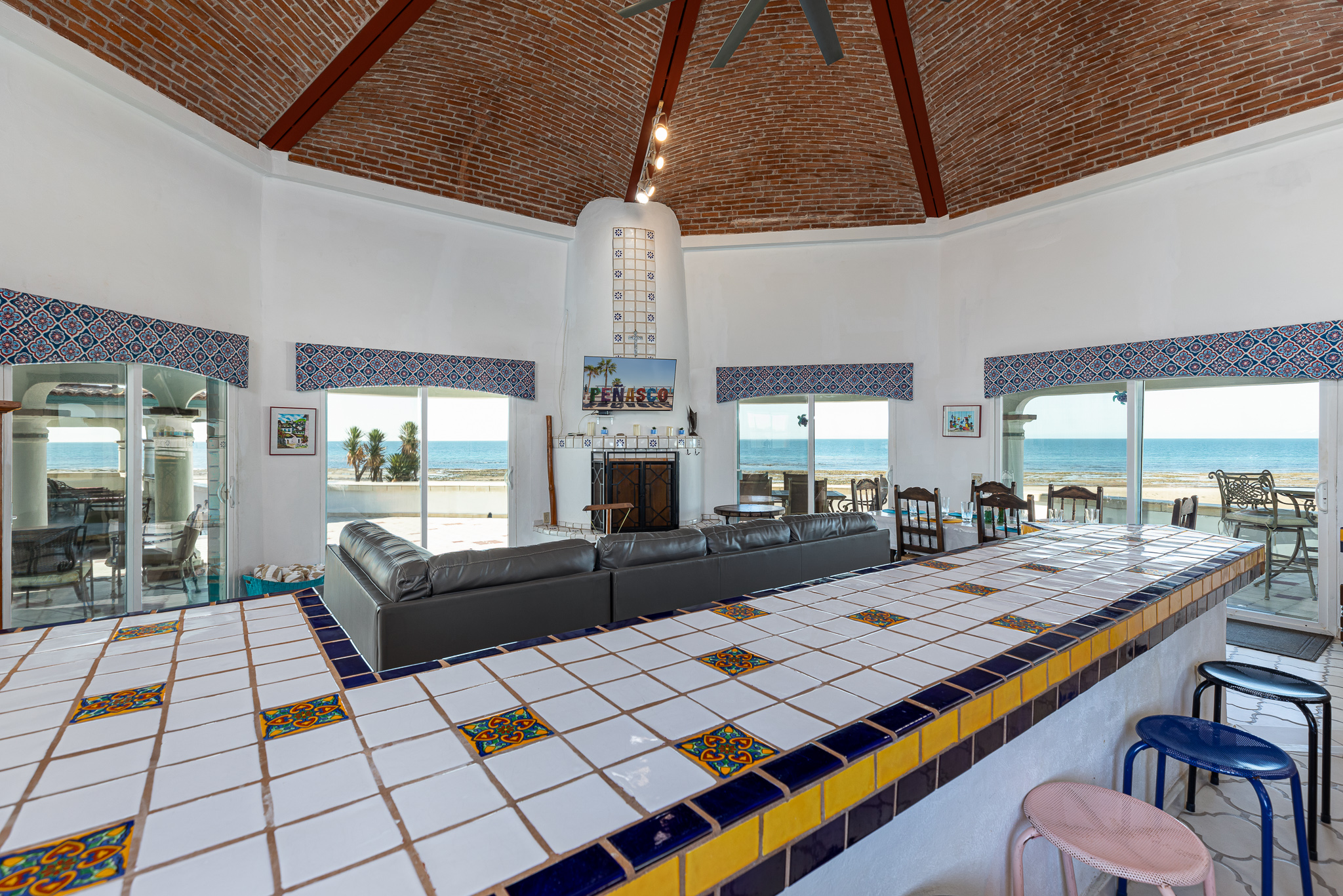 Sunset House living room and kitchen