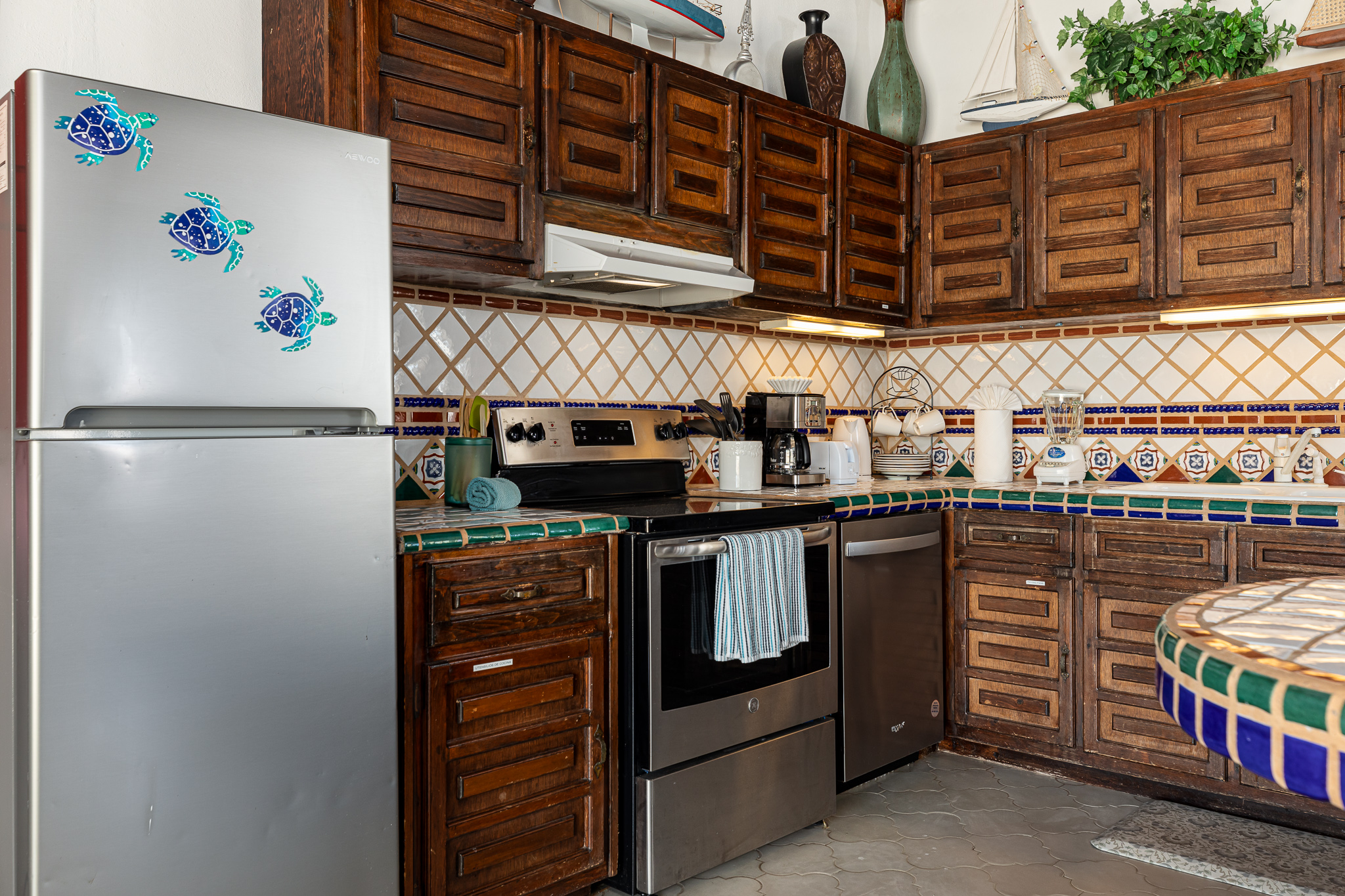 Sunrise House kitchen