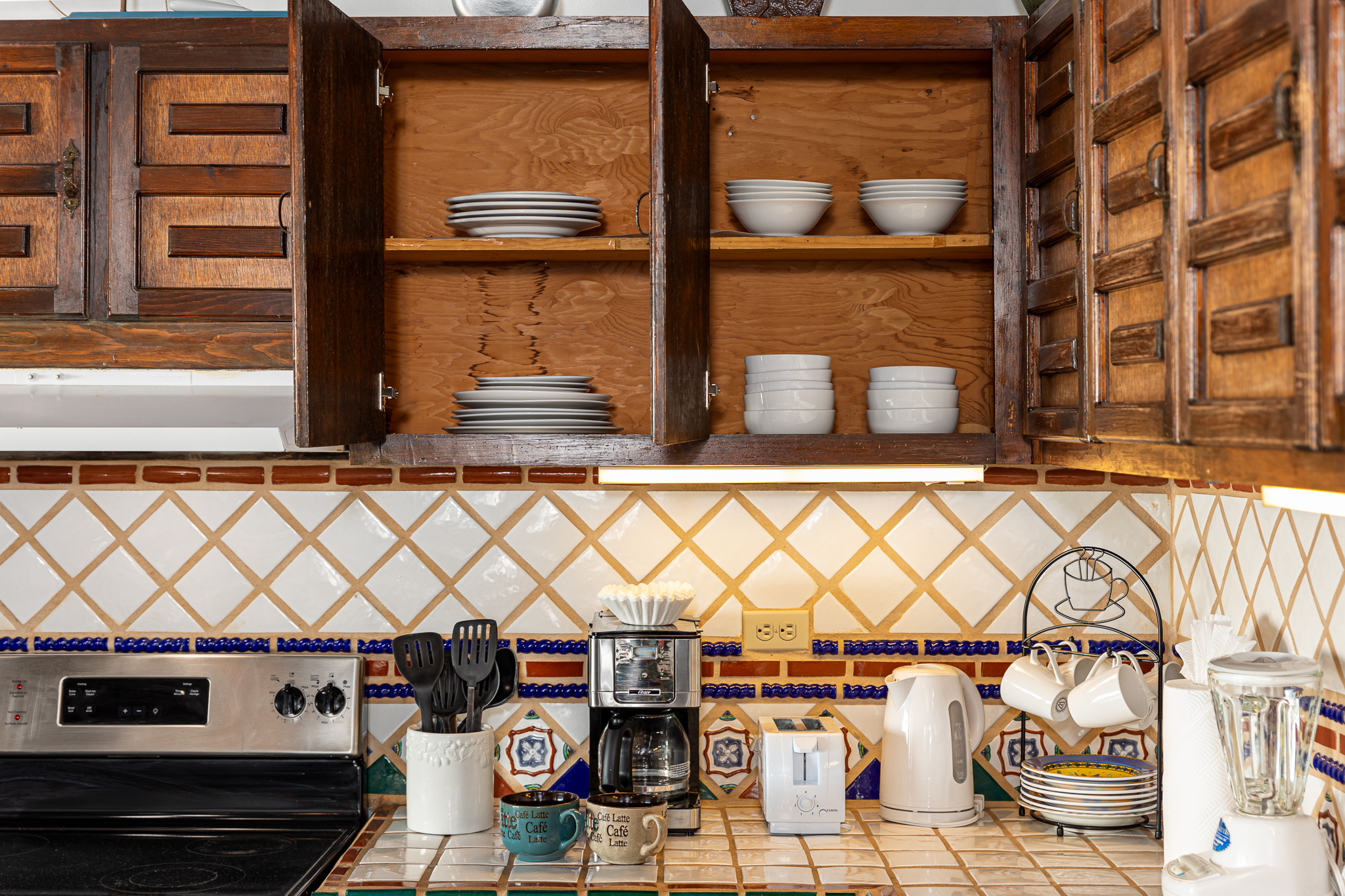 Sunrise House kitchen
