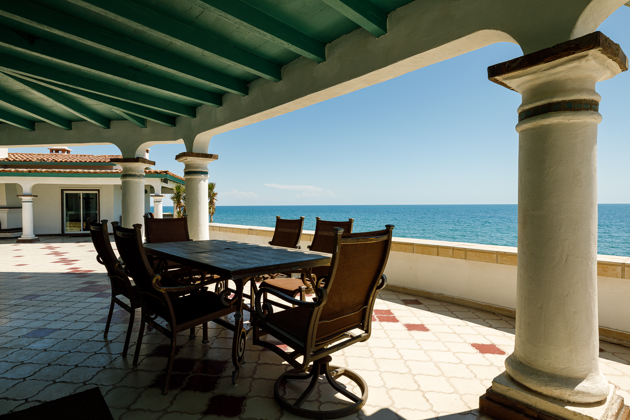 Dining area outside Sunset House