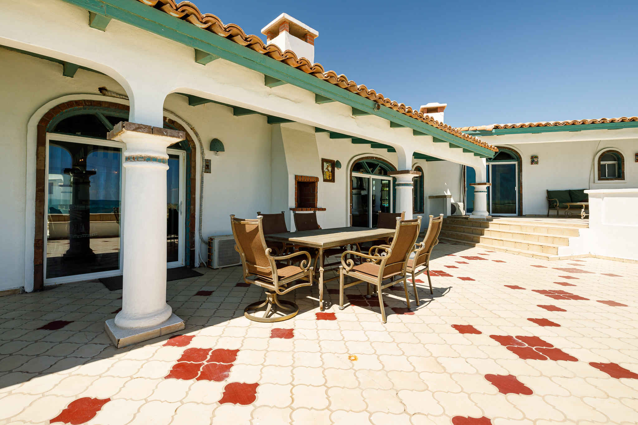 Dining area outside Sunrise House