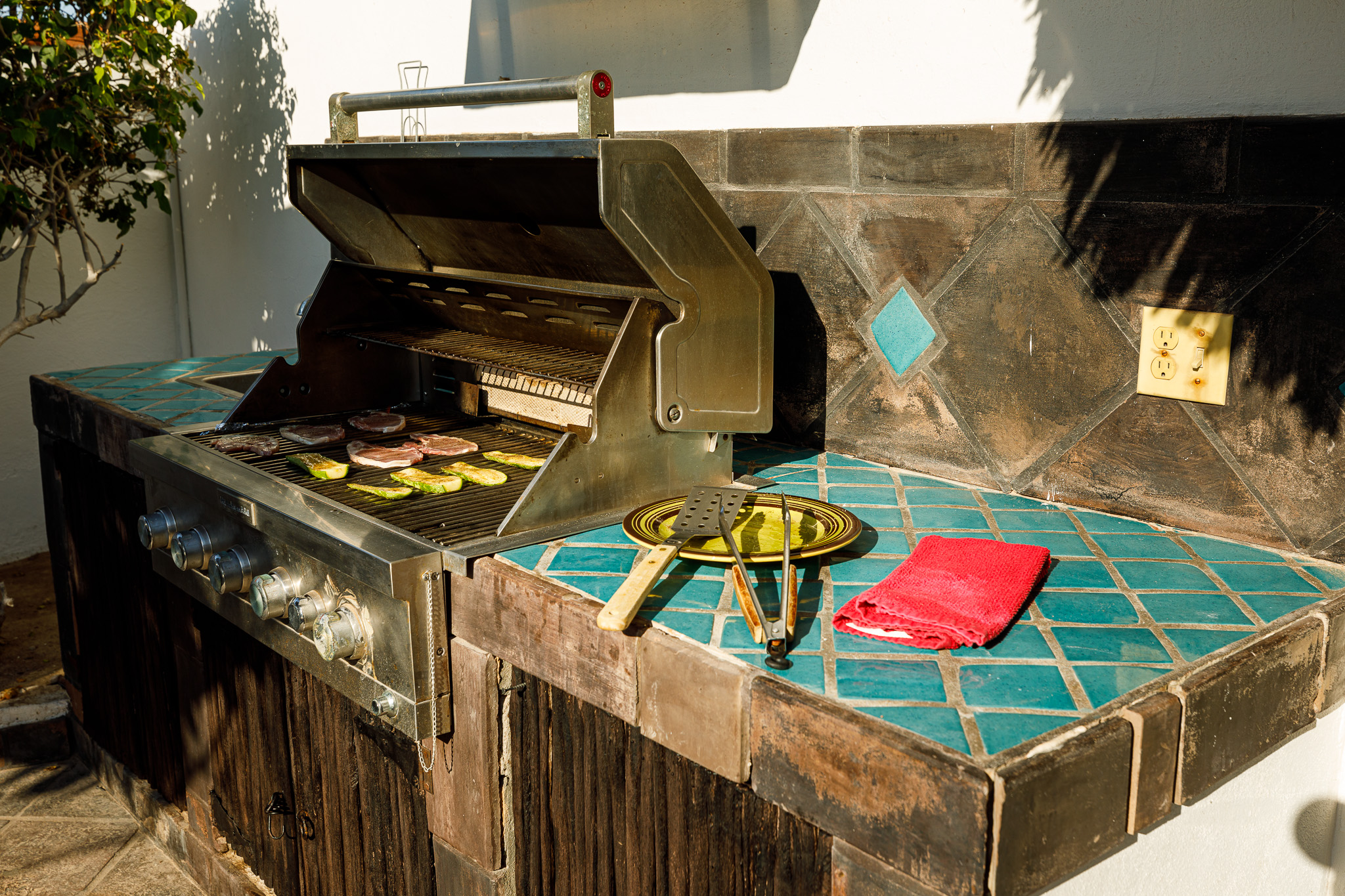 Grill/BBQ table outside Sunrise House